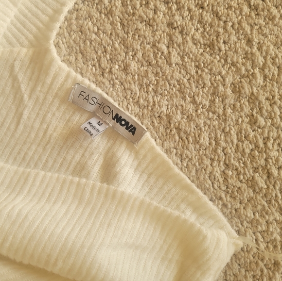 Fashion nova crop sweater - Picture 4 of 5